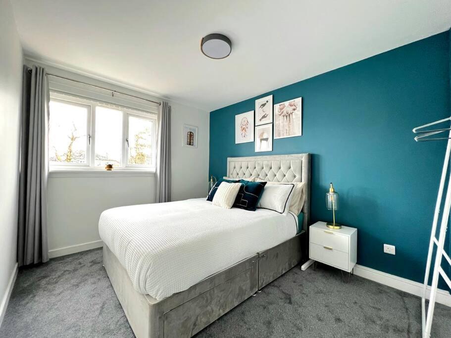 Quirky, Family Home In Glasgow Cardonald المظهر الخارجي الصورة